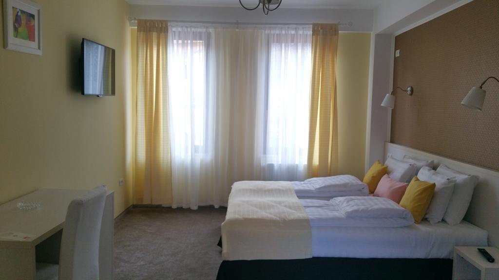 French Boutique Hotel บราชอฟ ภายนอก รูปภาพ